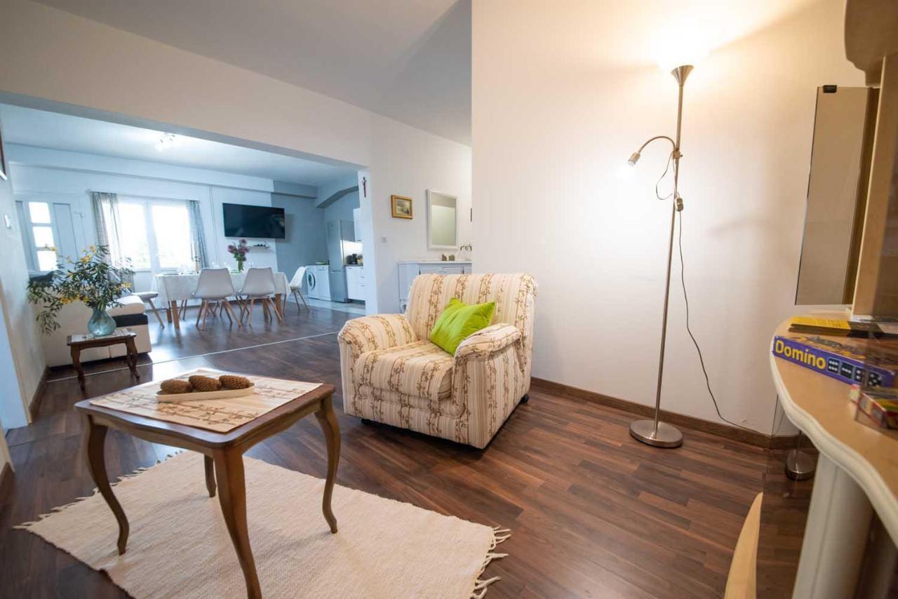 Apartman Mjeda كاستاف المظهر الخارجي الصورة